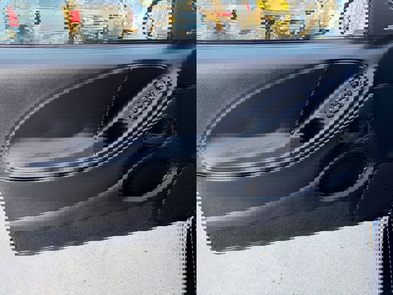 Used 1998 Ford Mustang Cobra image 16