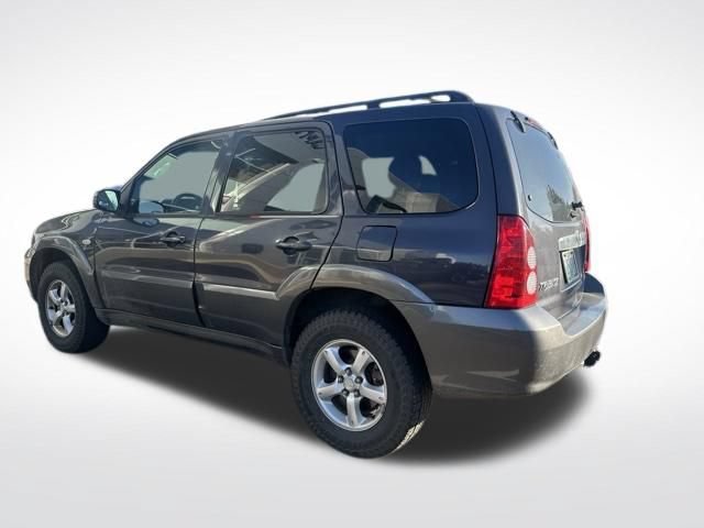 Used 2005 MAZDA Tribute s w/ Package 2 AWD/4WD image 4