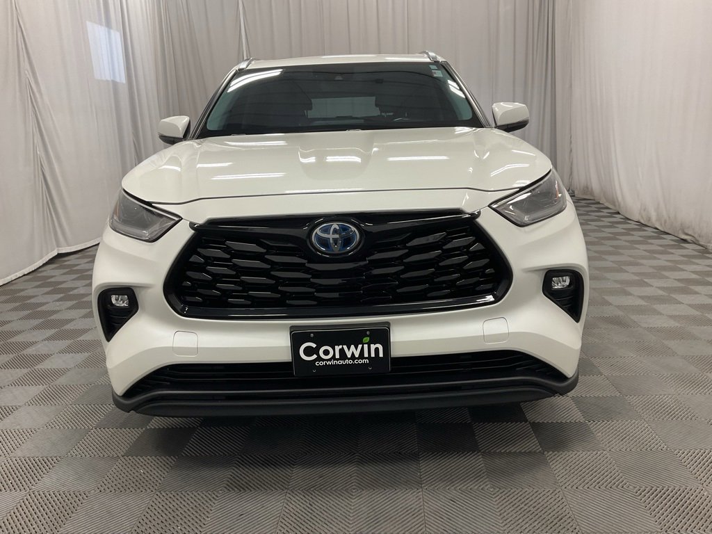 Used 2021 Toyota Highlander XLE image 9