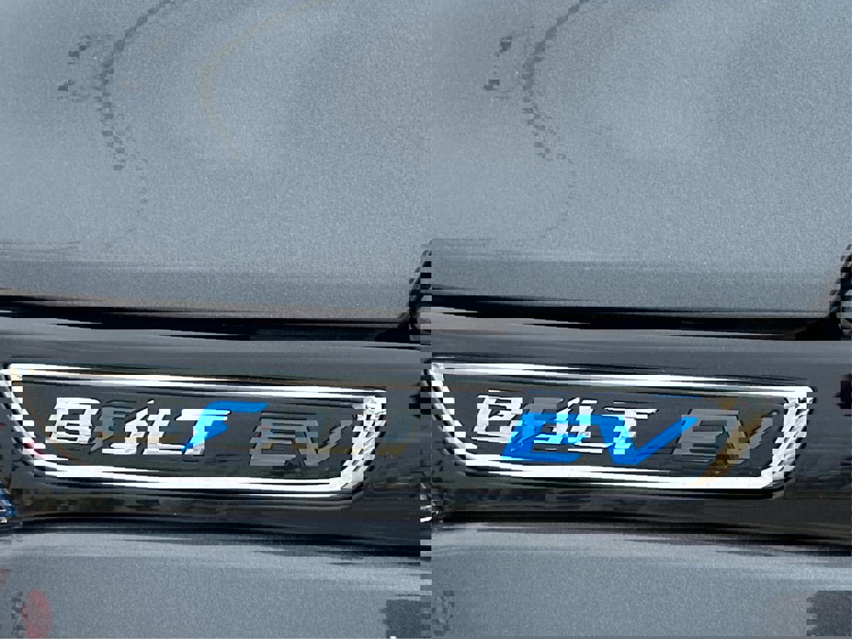 Used 2021 Chevrolet Bolt LT image 23