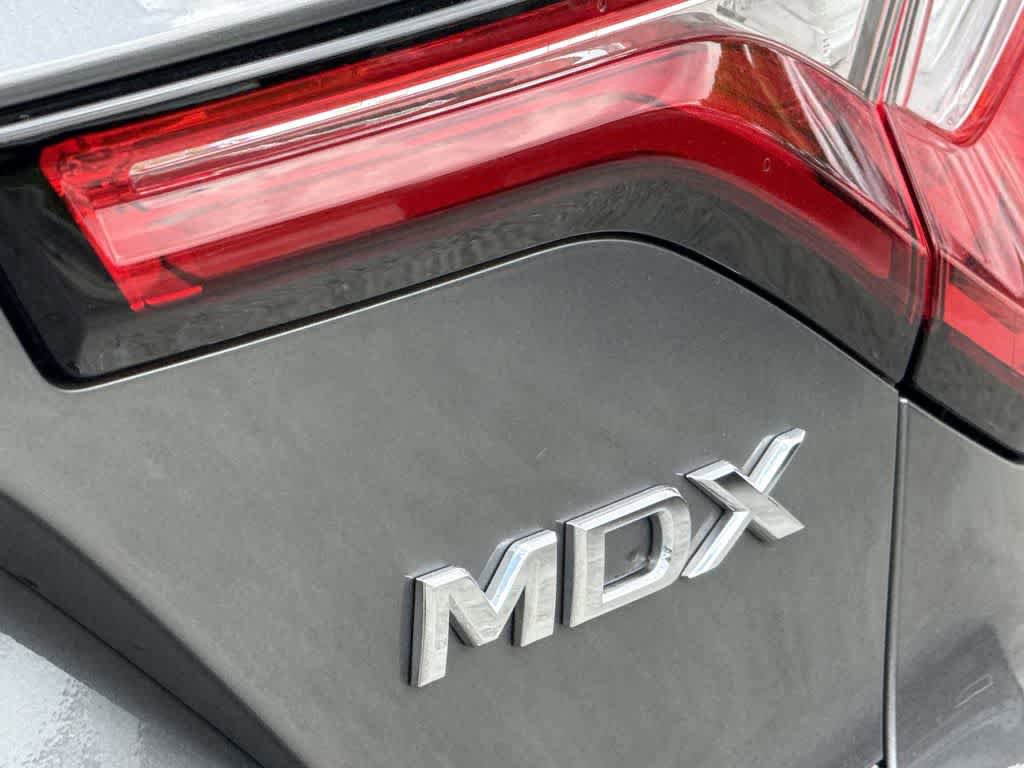 Used 2024 Acura MDX SH-AWD w/ Technology Package image 9