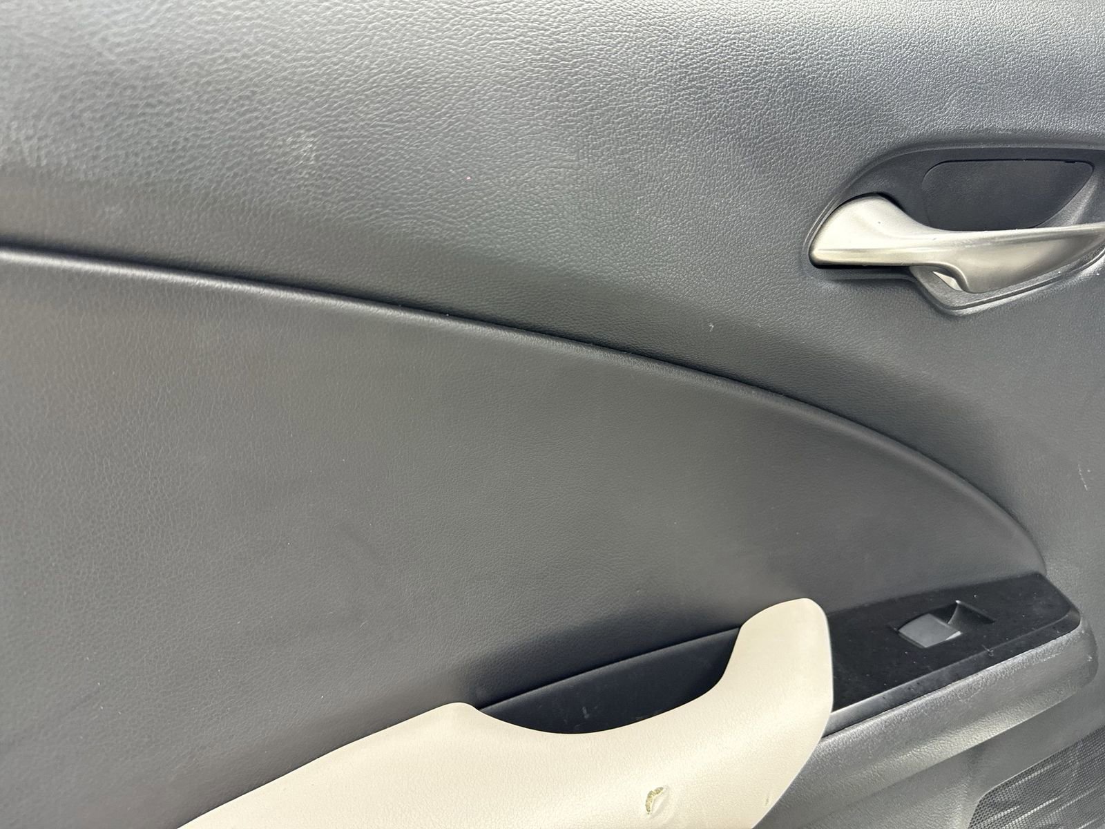 Used 2019 Lexus UX 200 w/ Premium Package image 31