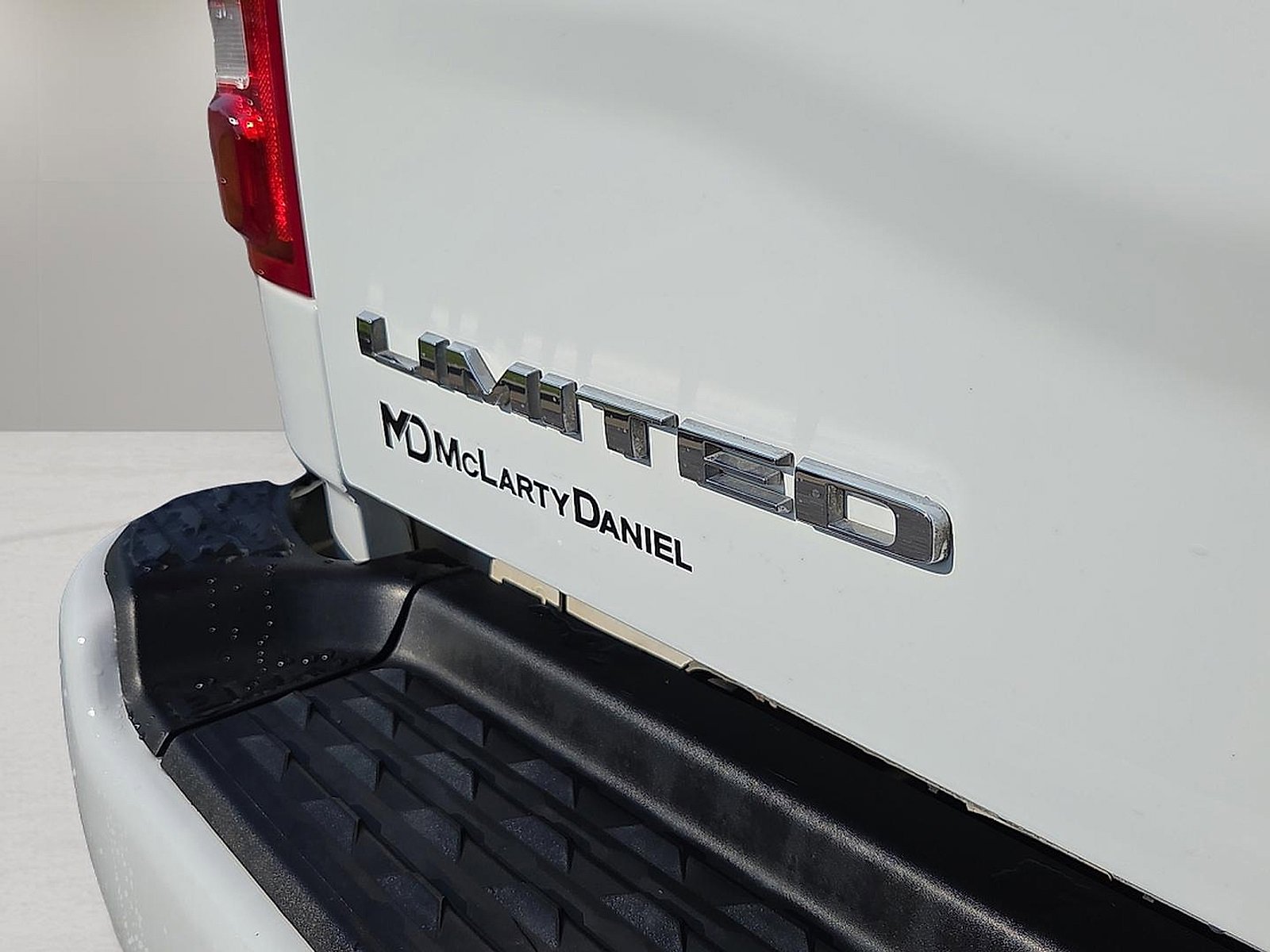 Used 2023 RAM 2500 Limited image 8