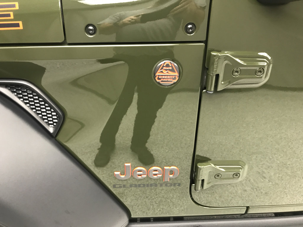 Used 2022 Jeep Gladiator Mojave w/ LED Lighting Group image 8