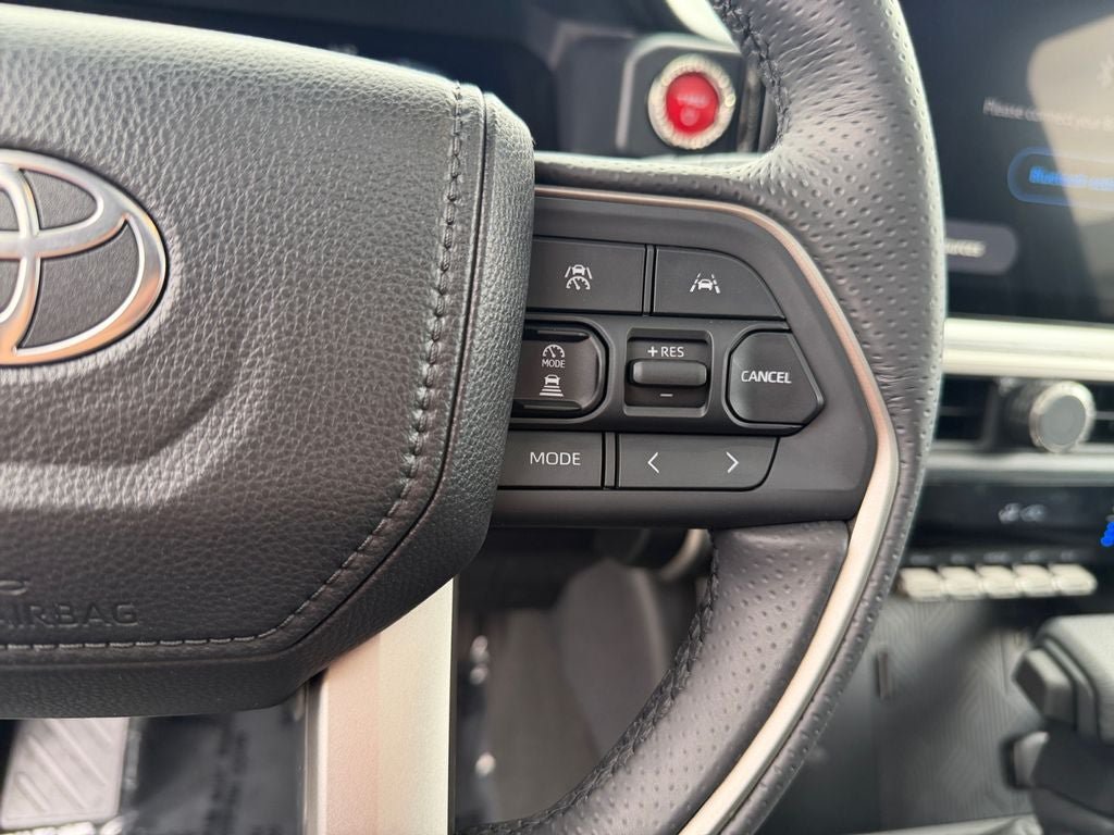 Used 2026 Toyota 4Runner TRD Off-Road Premium AWD/4WD image 16