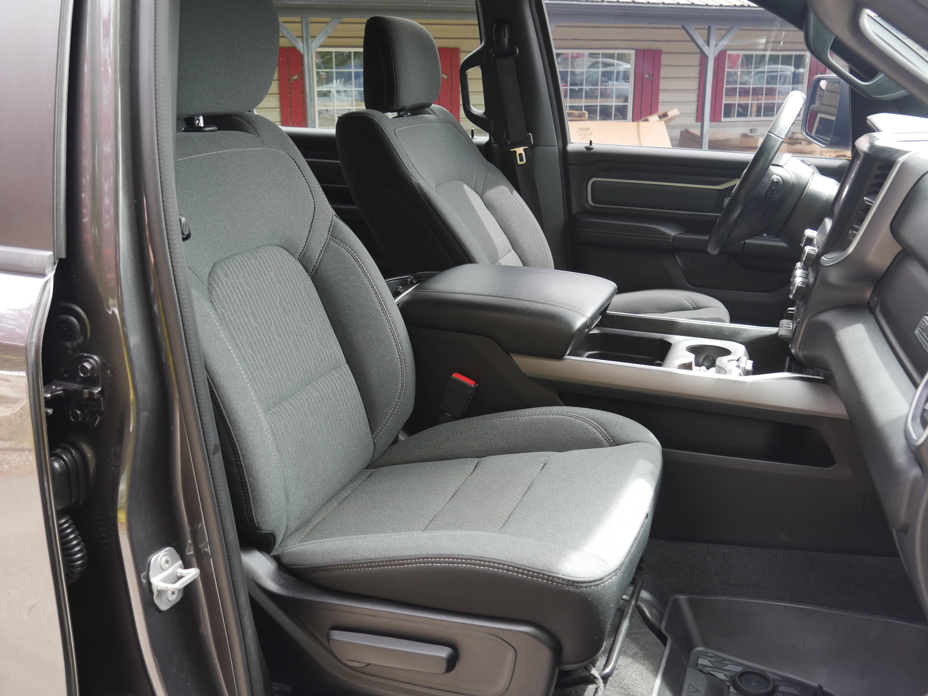 Used 2022 RAM 1500 Big Horn AWD/4WD image 26