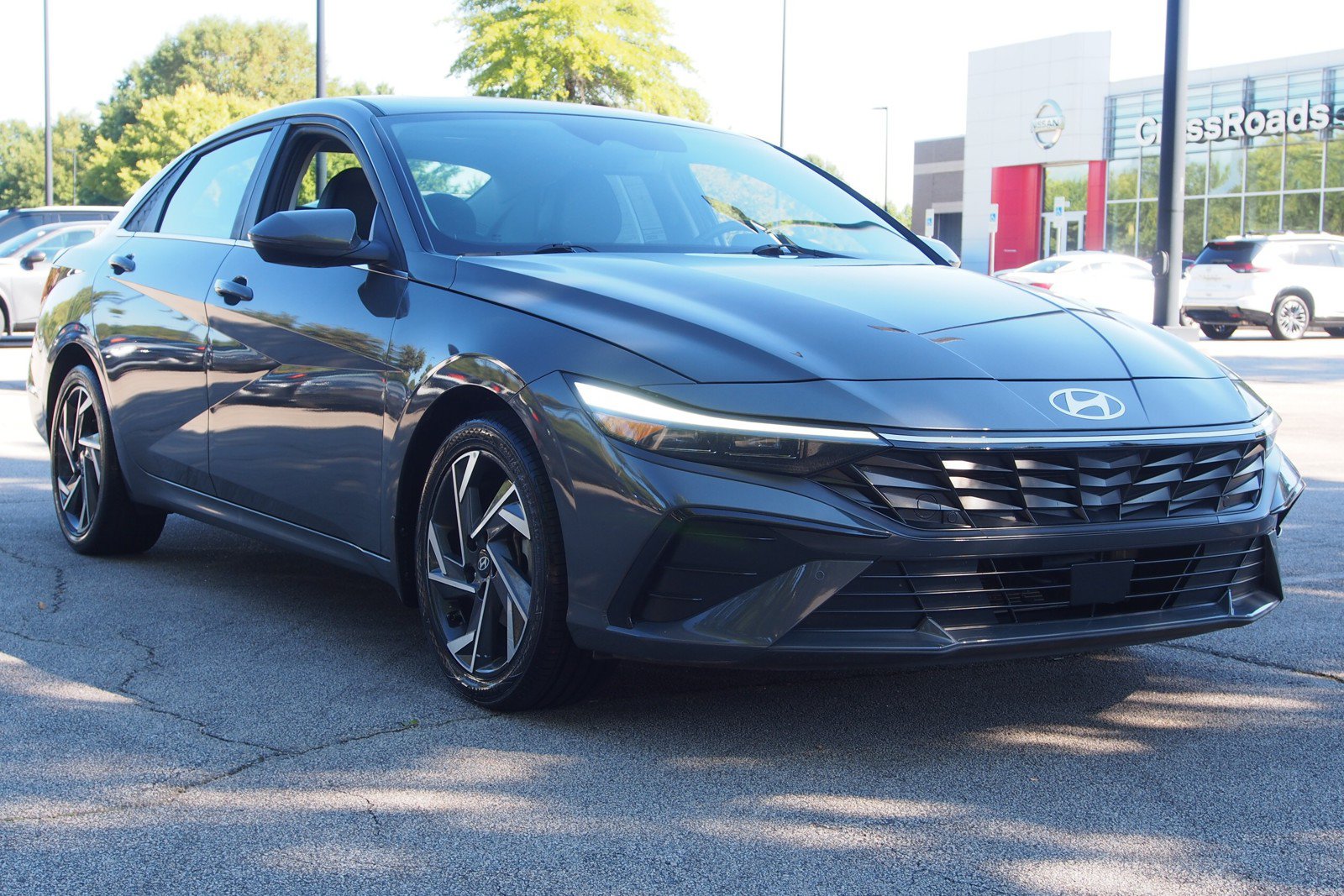 Used 2024 Hyundai Elantra Limited FWD image 1