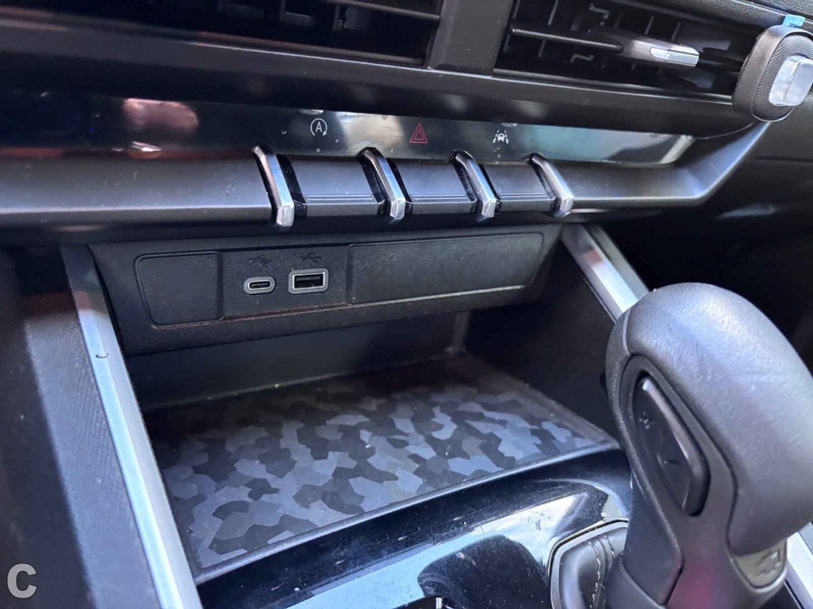 Certified 2025 Chevrolet Colorado Trail Boss AWD/4WD image 22