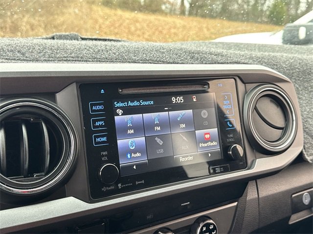 Used 2016 Toyota Tacoma TRD Off-Road image 17