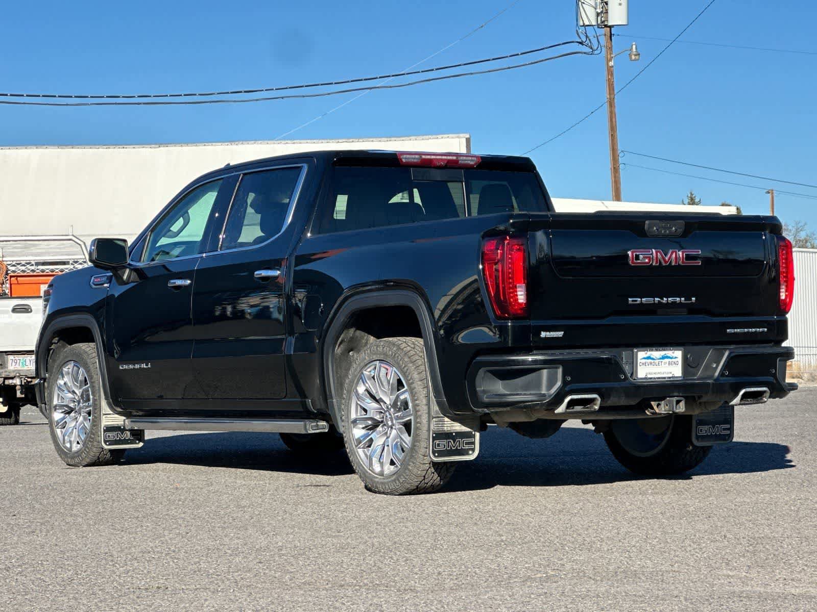 Used 2023 GMC Sierra 1500 Denali w/ Denali Reserve Package AWD/4WD image 6