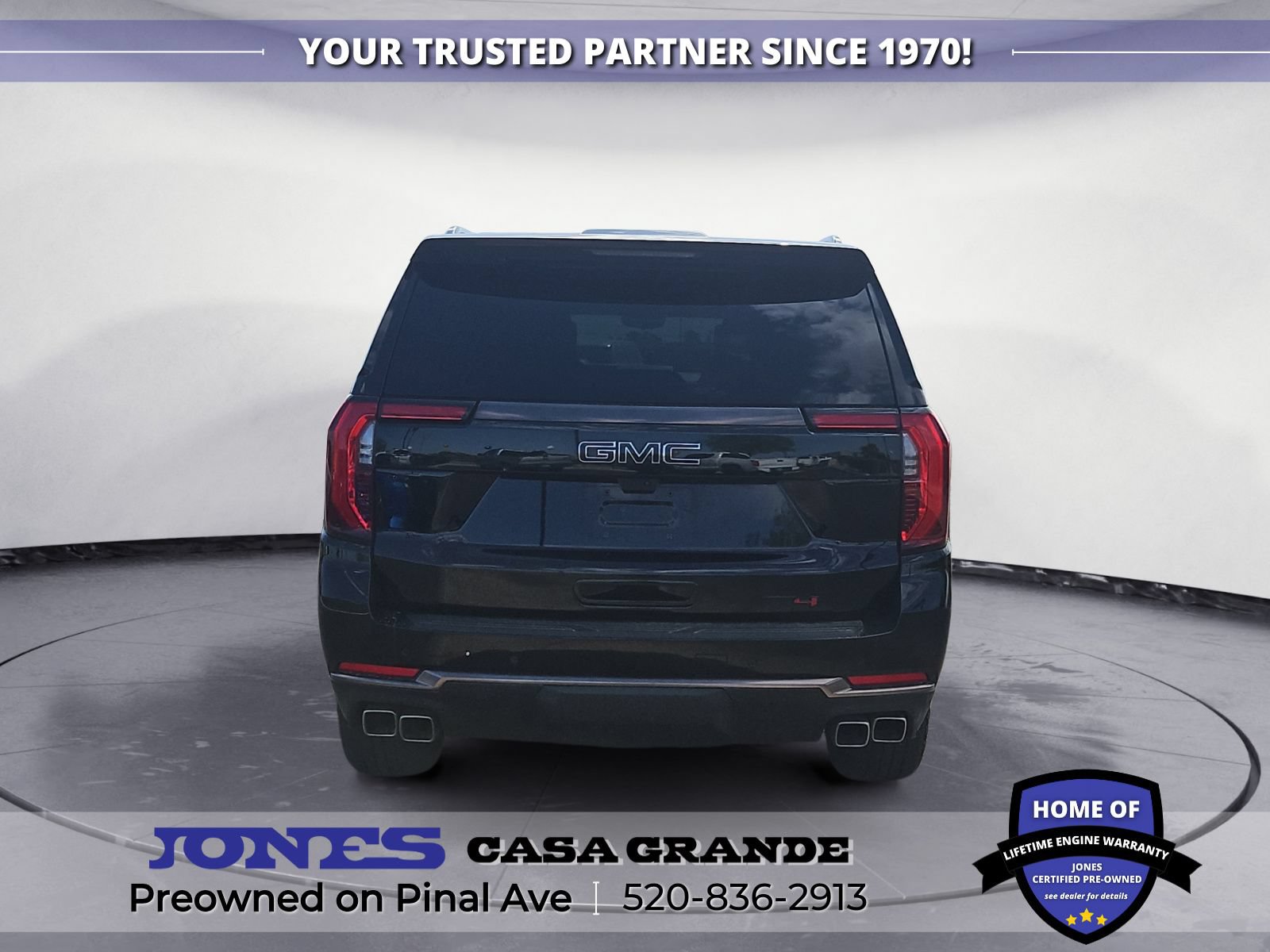 Used 2025 GMC Yukon AT4 Ultimate w/ LPO, Floor Liner Package AWD/4WD image 5
