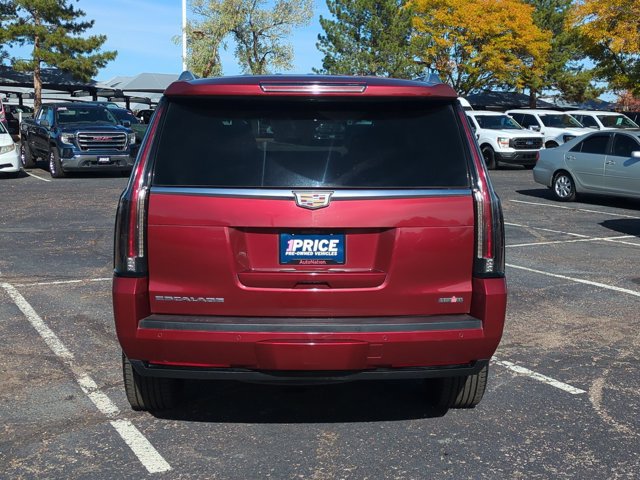Used 2016 Cadillac Escalade Premium AWD/4WD image 7