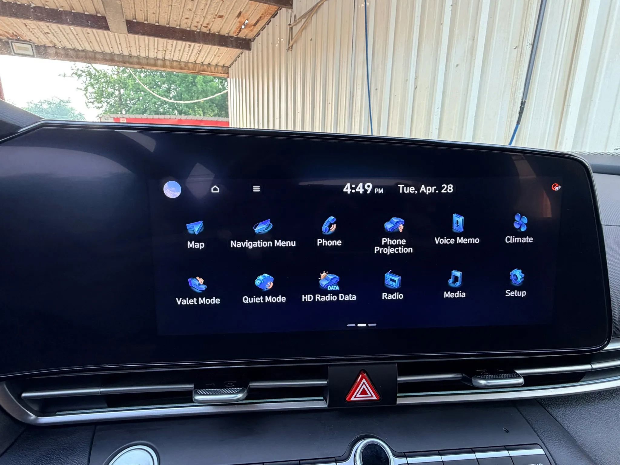 Used 2024 Hyundai Elantra SEL FWD image 14