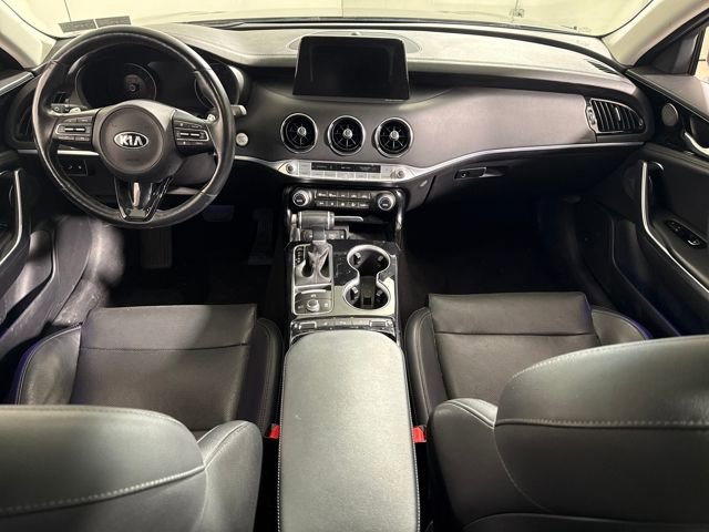 Used 2019 Kia Stinger Premium image 18