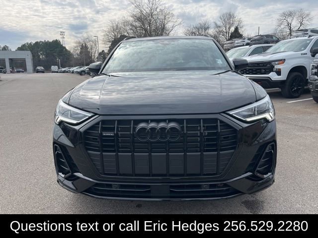 Used 2025 Audi Q3 2.0T Premium w/ Convenience Package image 2
