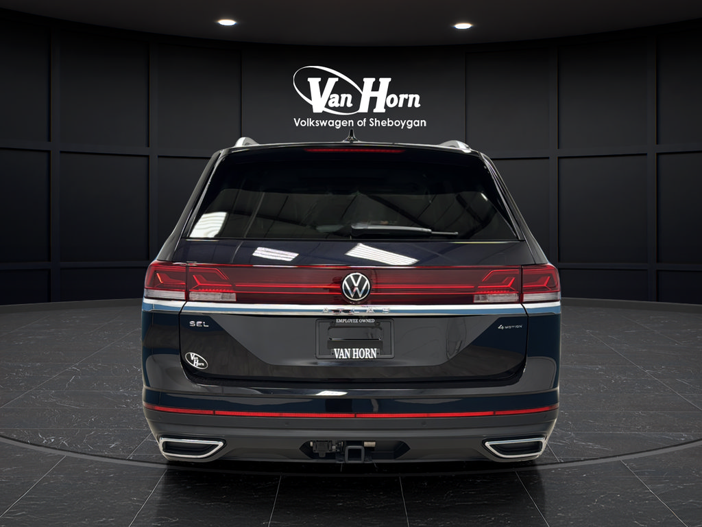 Used 2025 Volkswagen Atlas SEL AWD/4WD image 6