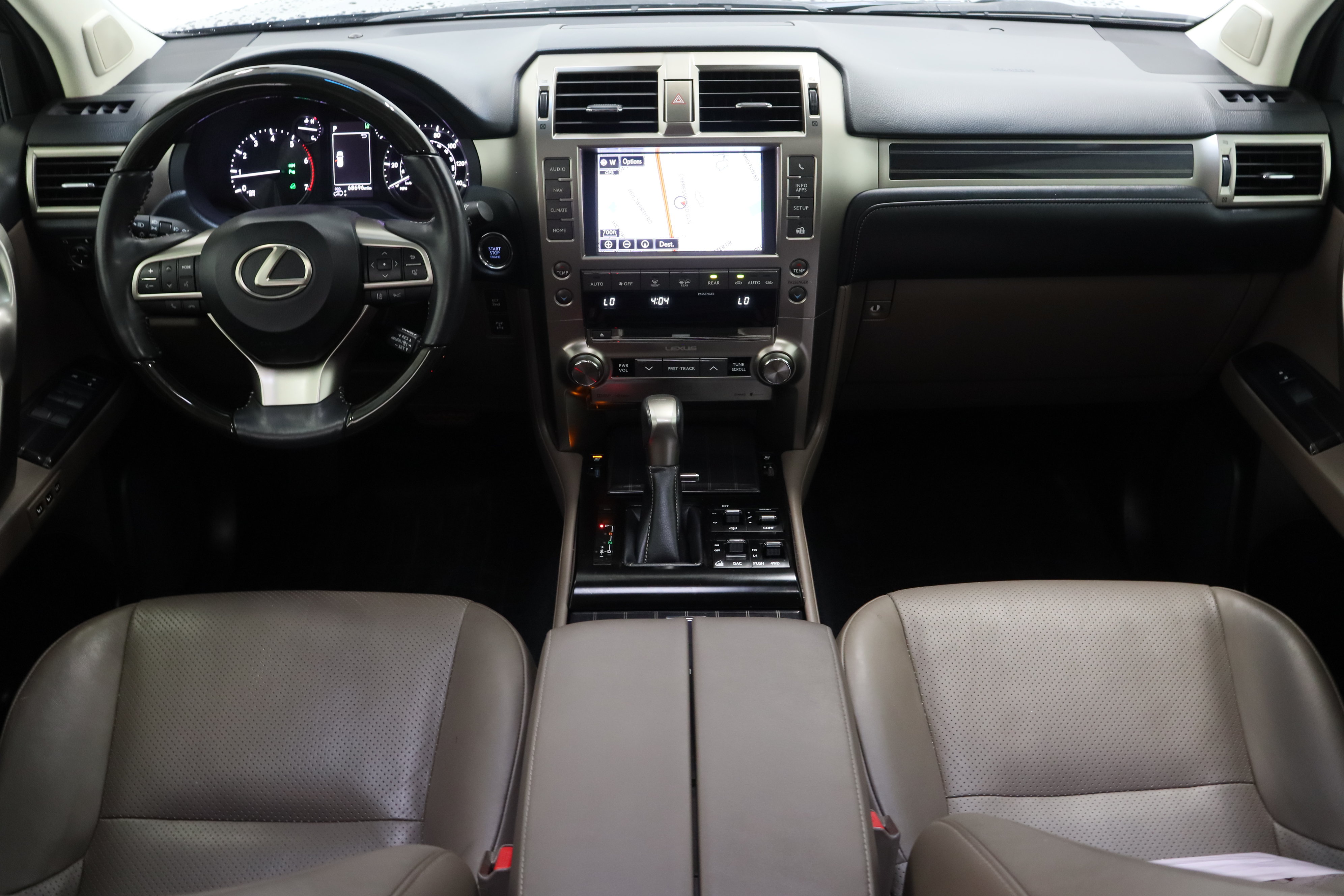Used 2020 Lexus GX 460 Luxury w/ Accessory Package AWD/4WD image 34