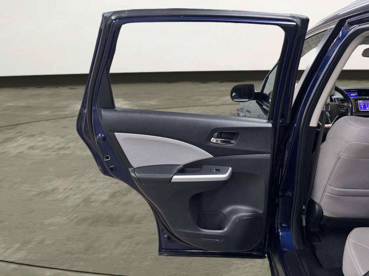 Used 2016 Honda CR-V EX-L image 16
