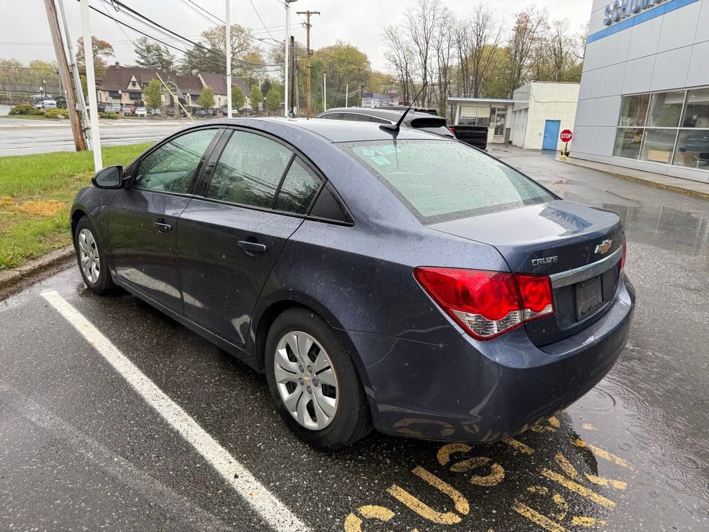 Used 2013 Chevrolet Cruze LS FWD image 17