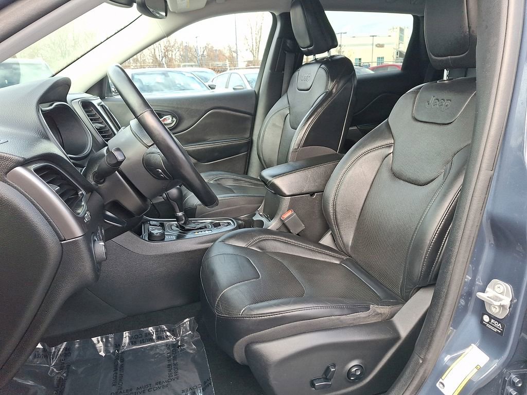 Used 2021 Jeep Cherokee Latitude Lux w/ Comfort/Convenience Group AWD/4WD image 15