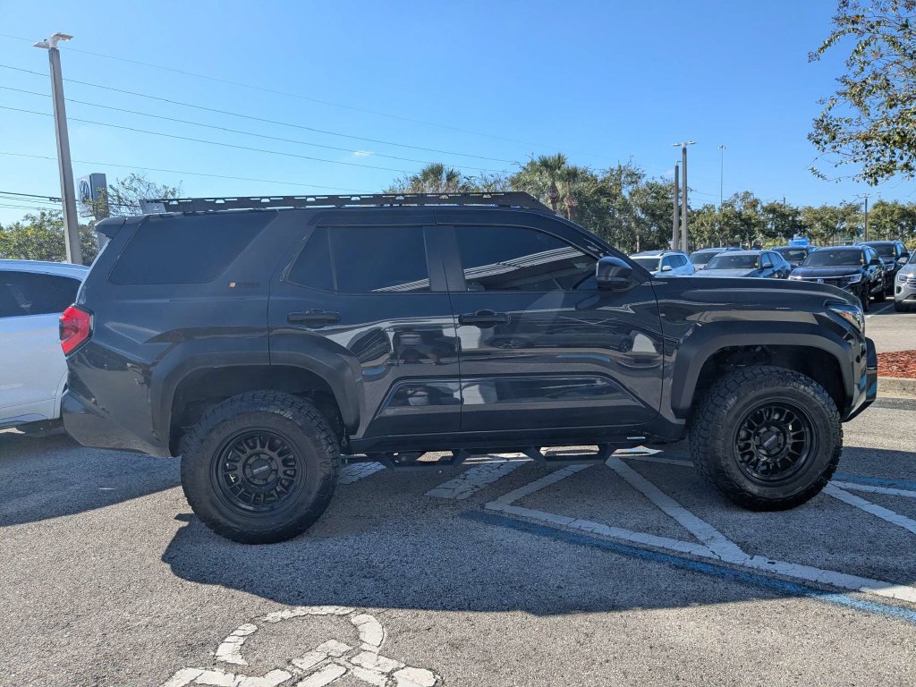 Used 2025 Toyota 4Runner SR5 RWD image 7