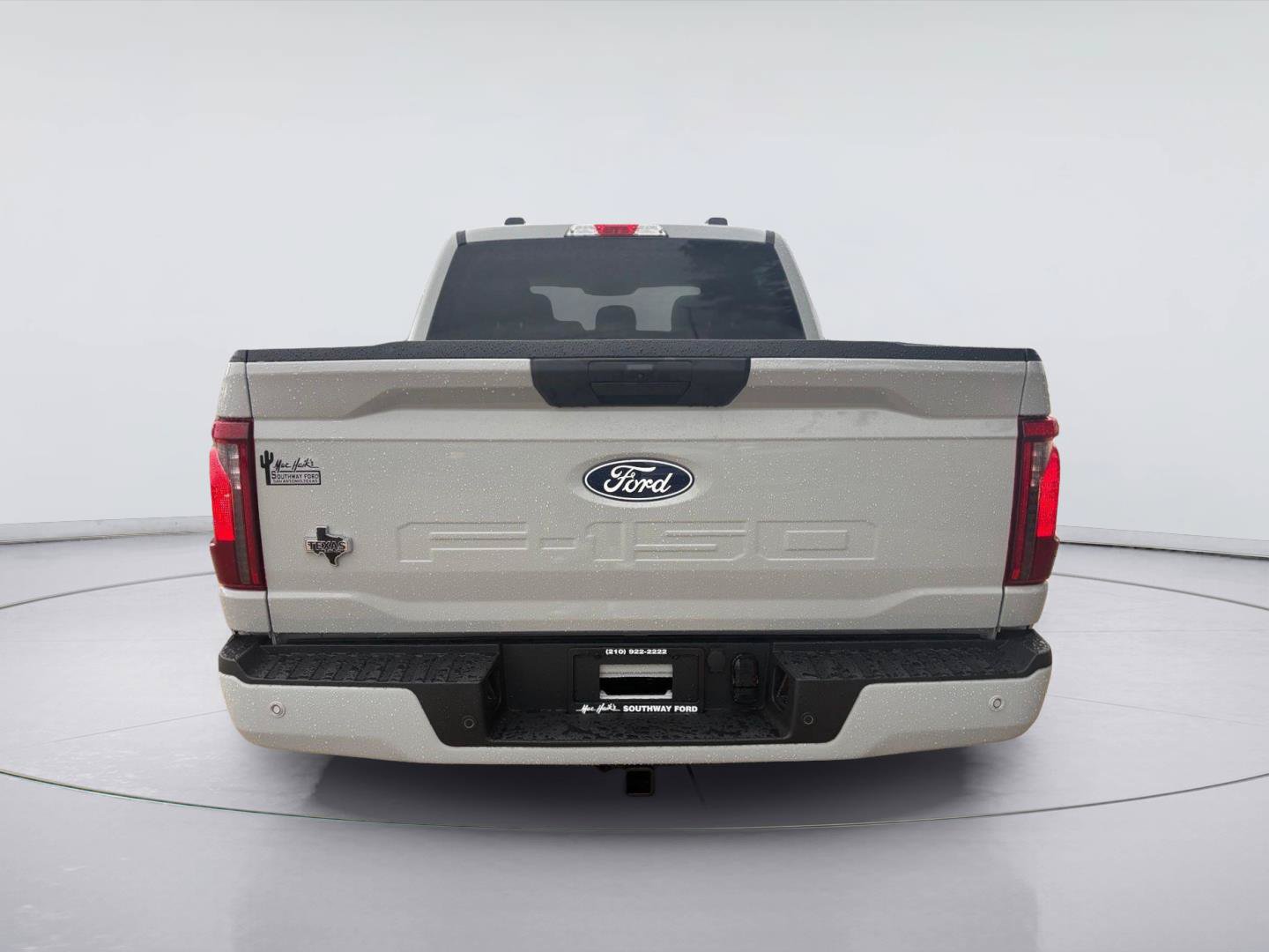 Used 2026 Ford F150 XLT RWD image 5