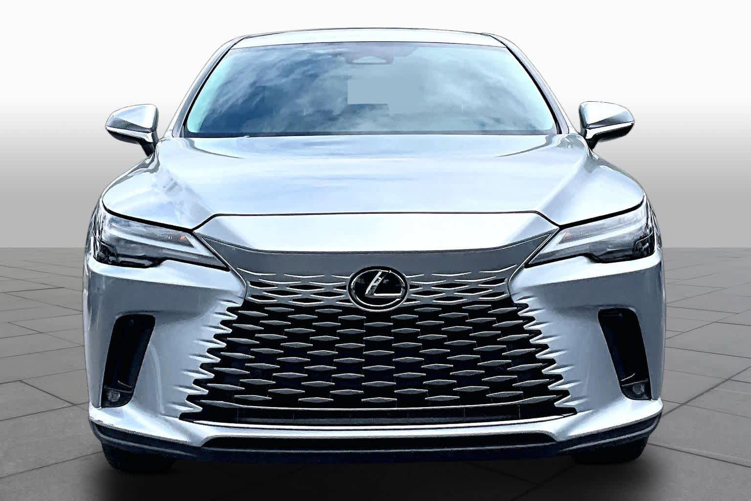 Used 2024 Lexus RX 350 FWD w/ Technology Package image 4