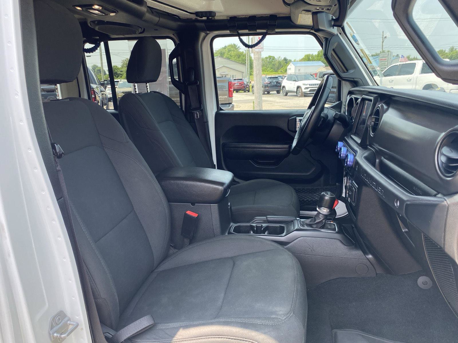 Used 2022 Jeep Wrangler Unlimited Sport AWD/4WD image 37