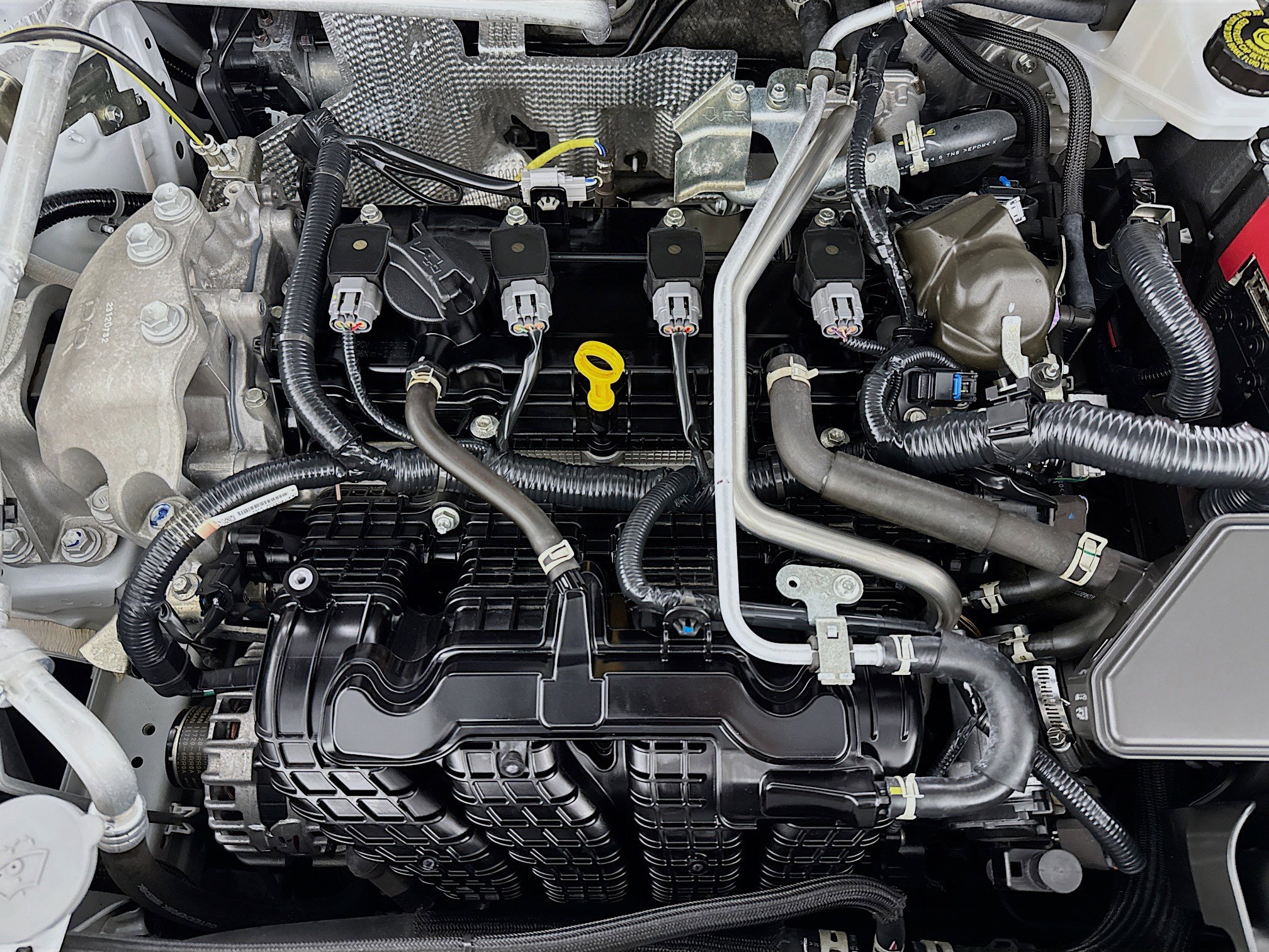 Used 2024 Mitsubishi Outlander ES image 38