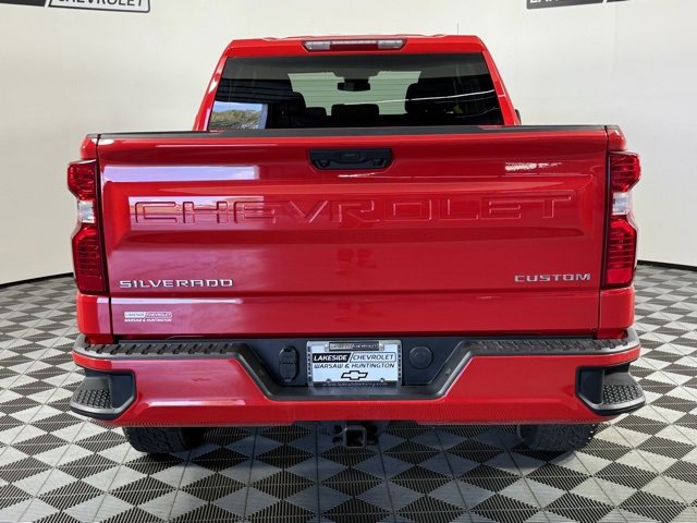 Used 2025 Chevrolet Silverado 1500 Custom image 5
