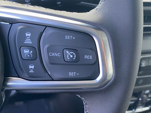 New 2026 Jeep Wrangler Unlimited Sahara AWD/4WD image 18