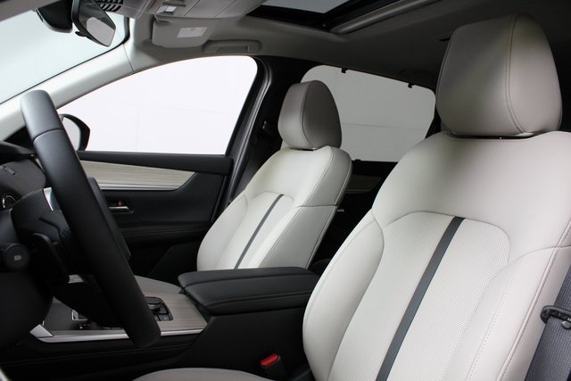 Used 2025 MAZDA CX-90 3.3 Turbo w/ Preferred Package image 13