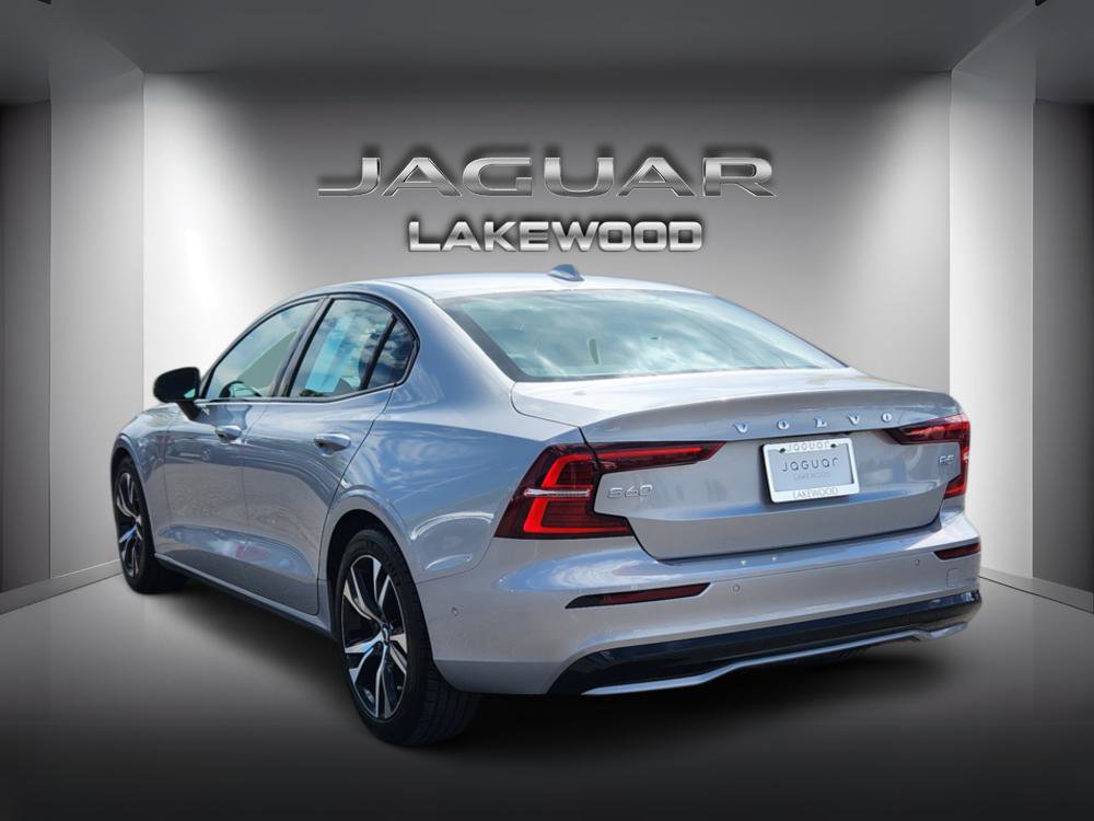 Used 2024 Volvo S60 B5 Plus FWD image 3