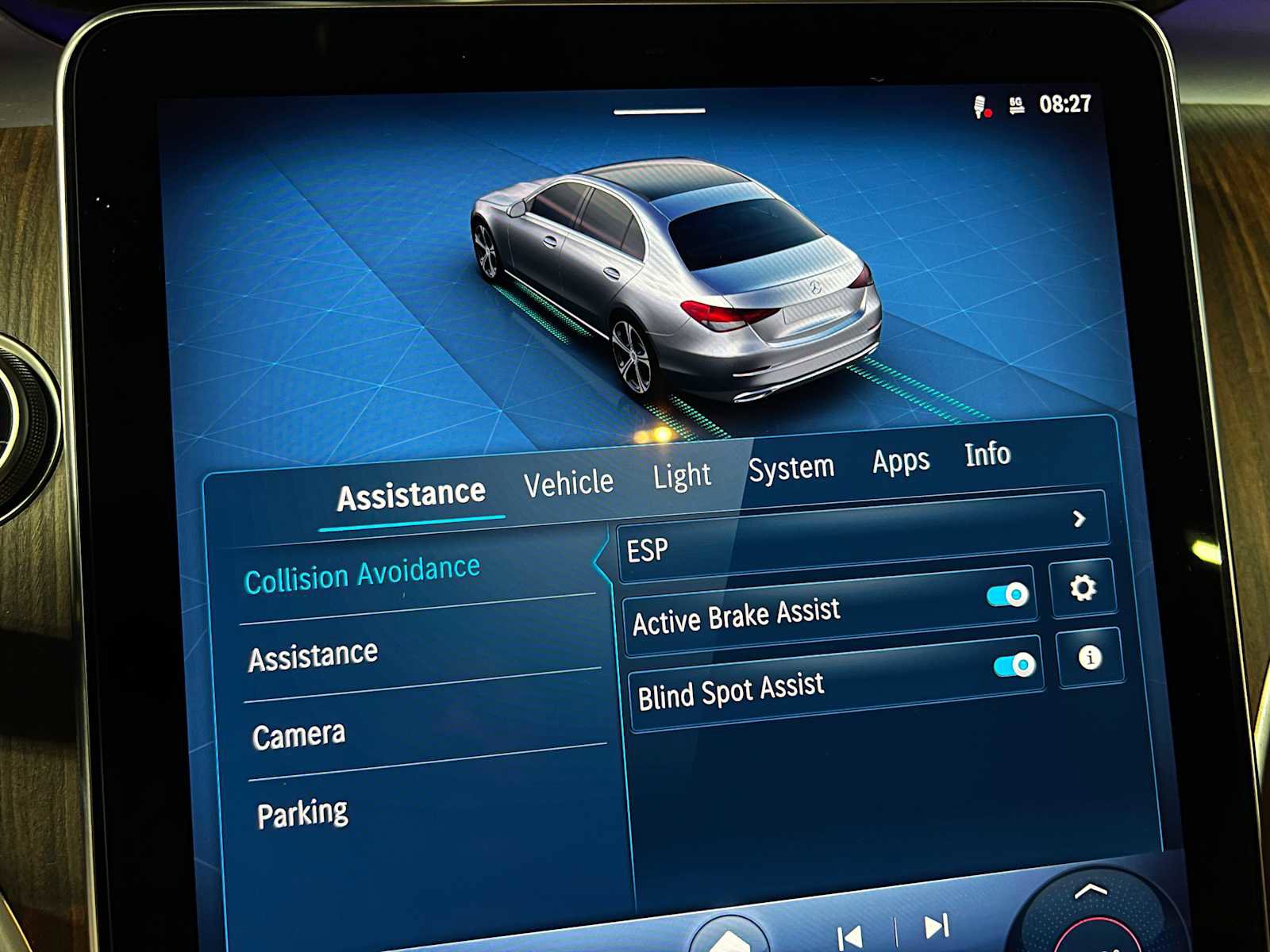 Used 2025 Mercedes-Benz C 300 4MATIC Sedan image 35