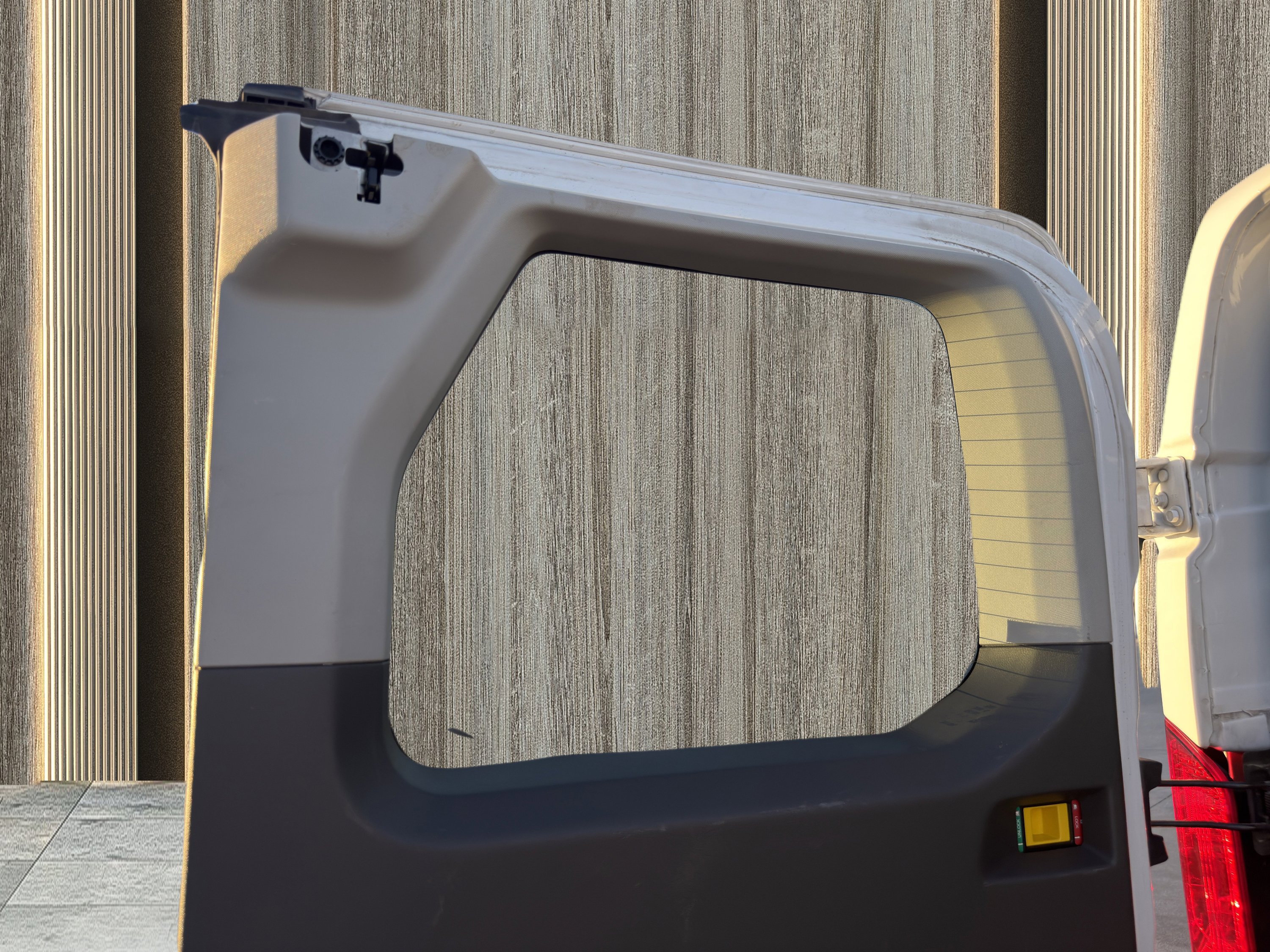 Used 2023 Ford Transit 350 XLT image 22