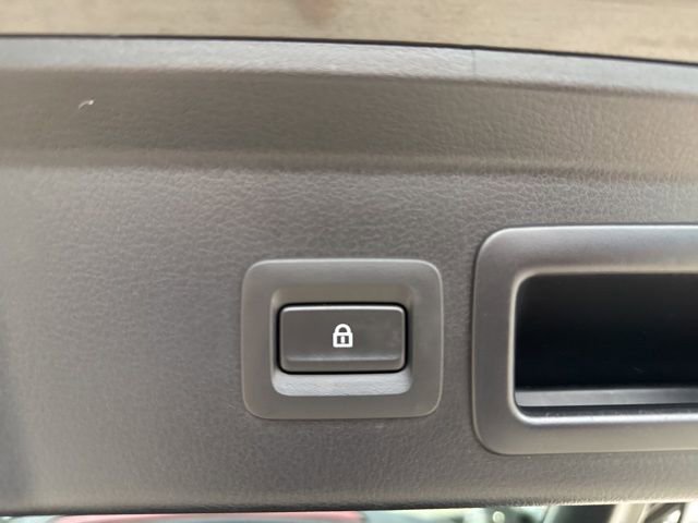 Used 2020 MAZDA CX-30 AWD w/ Select Package image 40