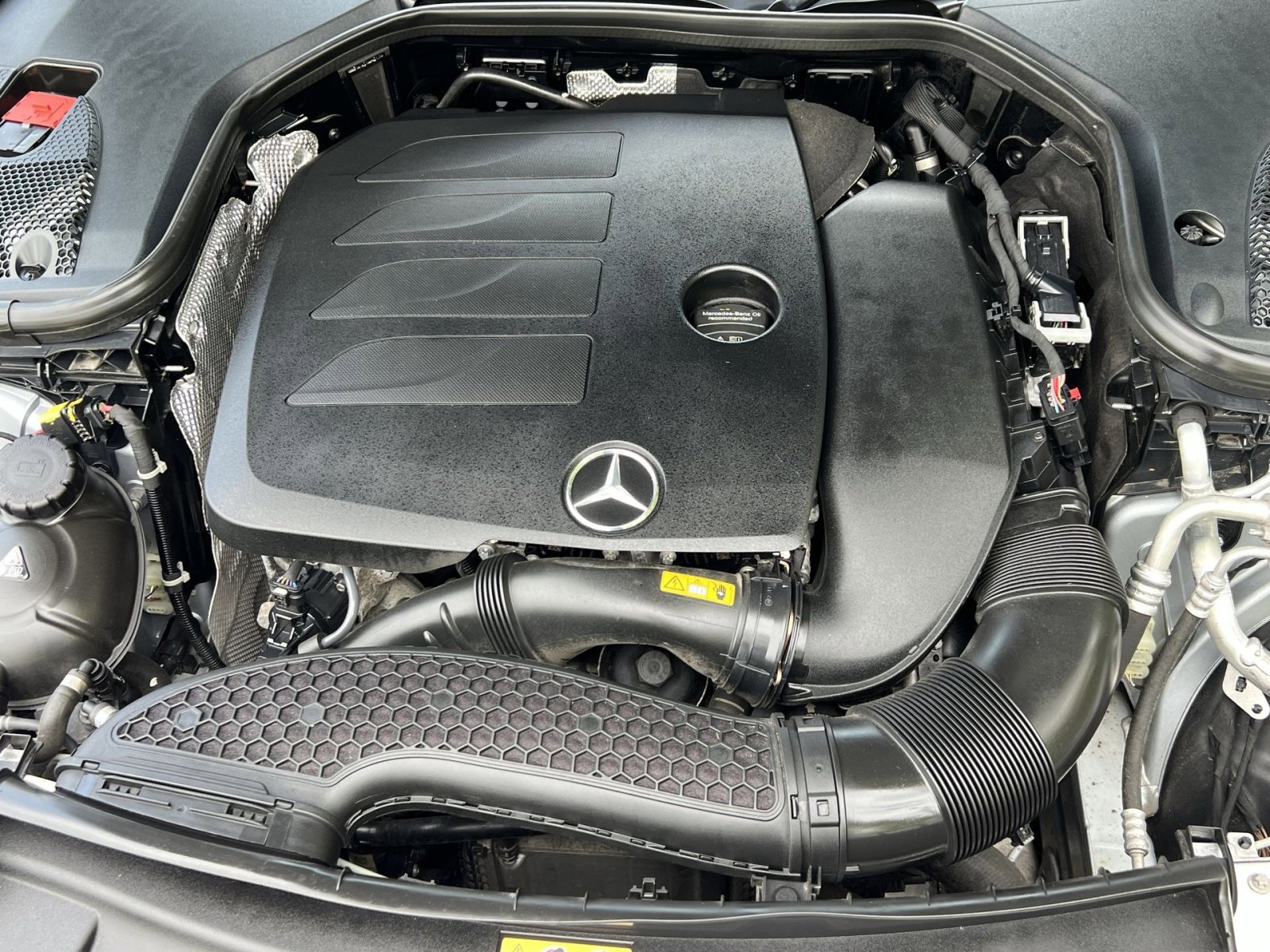 Certified 2021 Mercedes-Benz E 350 4MATIC Sedan w/ Premium Package image 27
