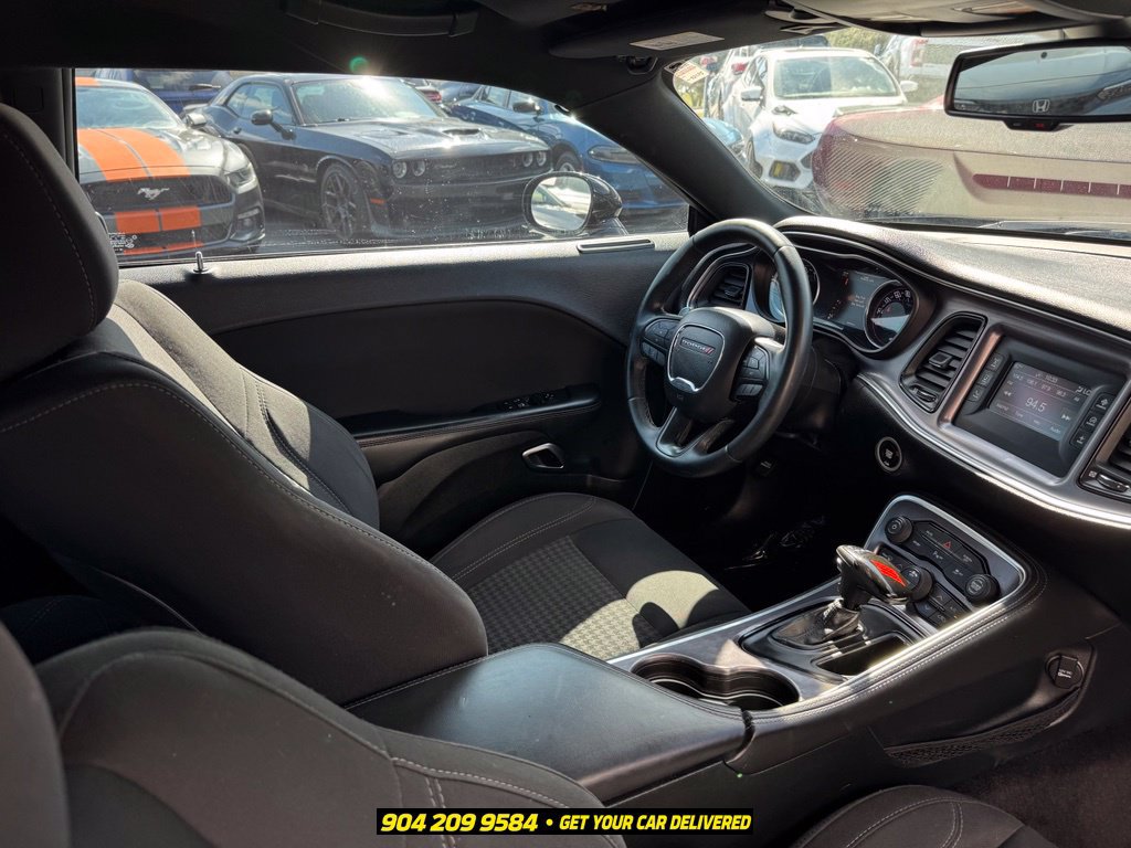 Used 2017 Dodge Challenger SXT w/ Sound Group RWD image 33