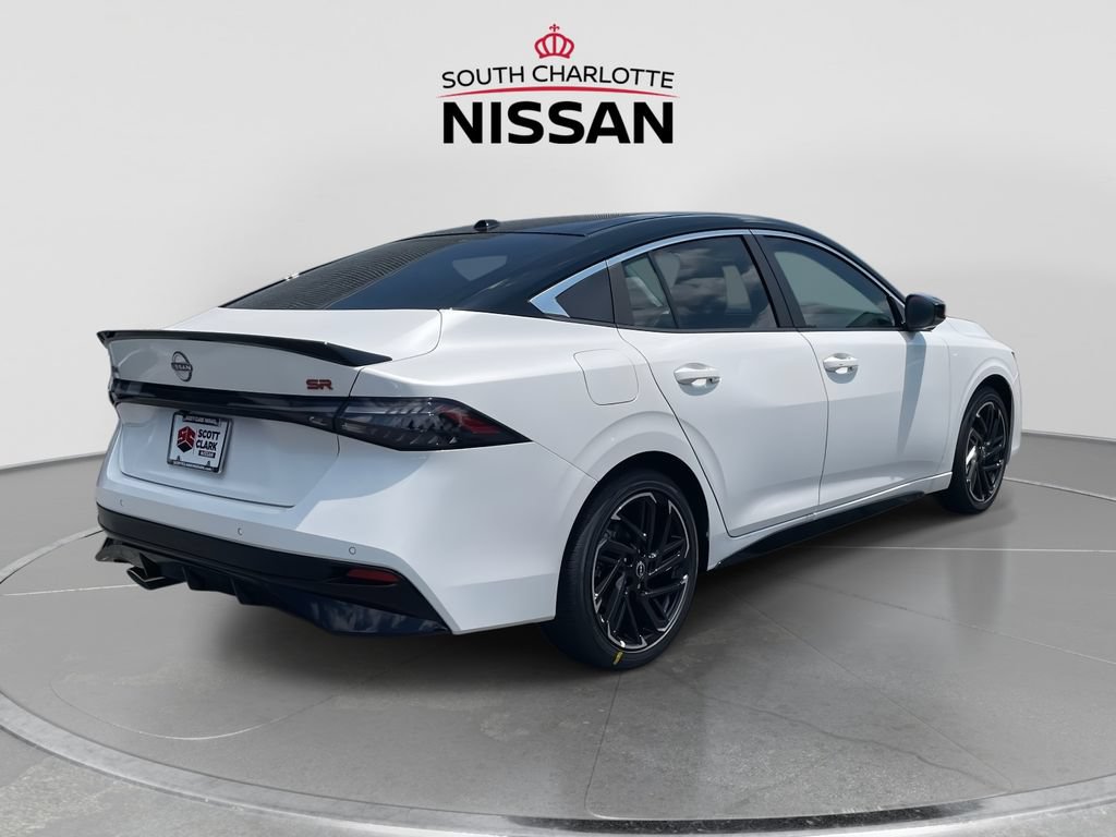 New 2026 Nissan Sentra SR w/ SR Premium Package FWD image 6