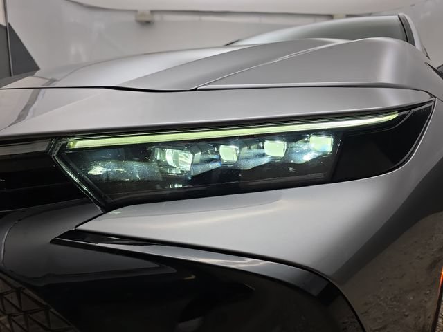 Used 2023 Toyota Crown AWD/4WD image 15