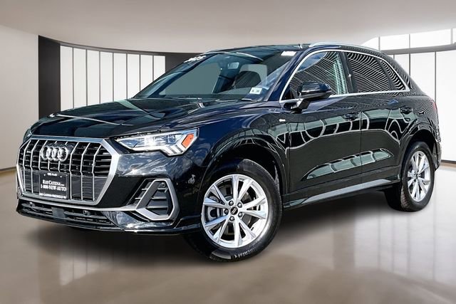 Used 2025 Audi Q3 2.0T Premium w/ Convenience Package image 3