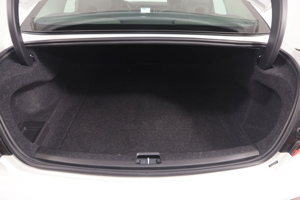 Used 2024 Volvo S60 B5 Plus AWD/4WD image 43