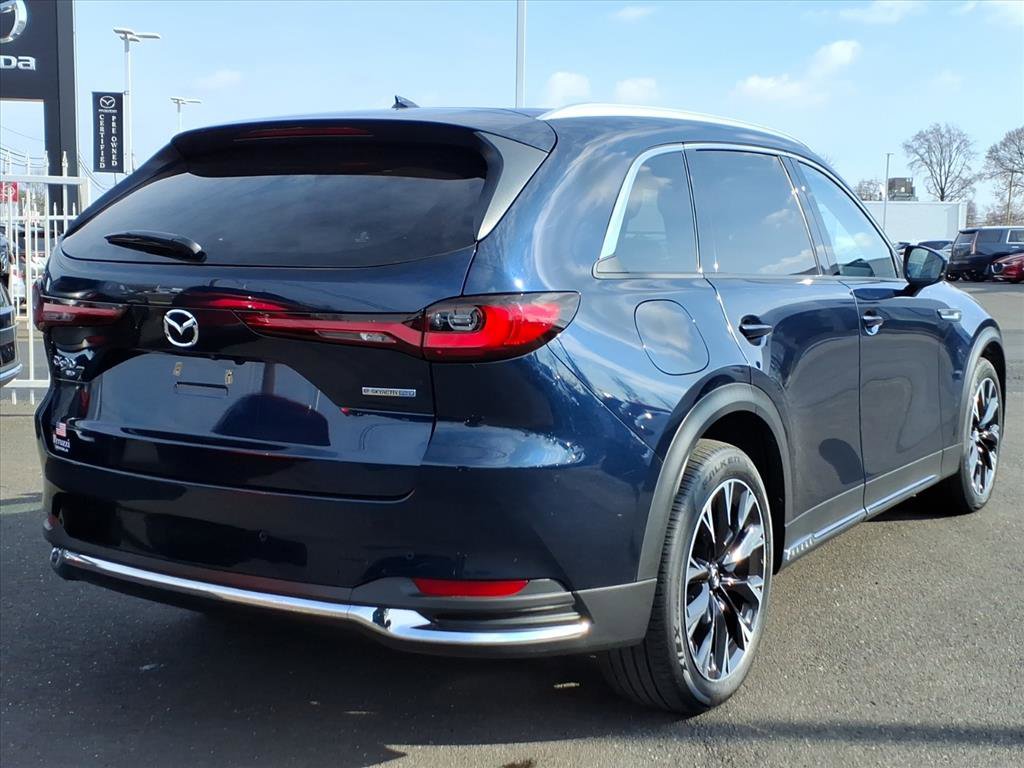 Certified 2024 MAZDA CX-90 Plug-In Hybrid w/ Premium Pkg image 3