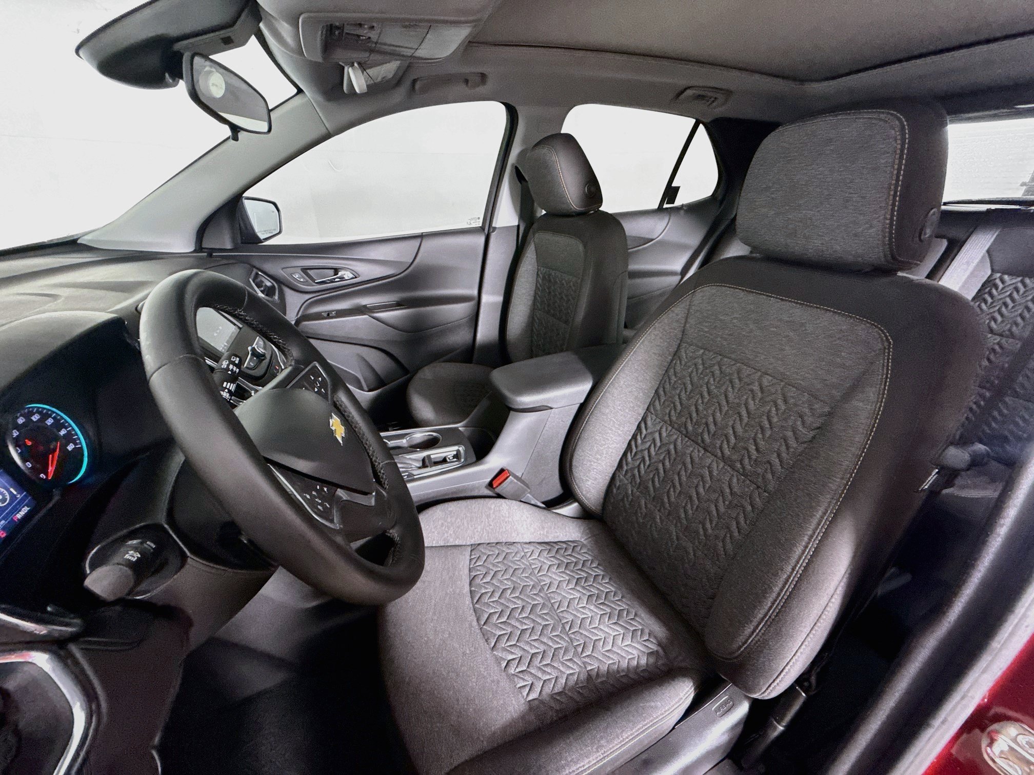 Used 2023 Chevrolet Equinox LT FWD image 25