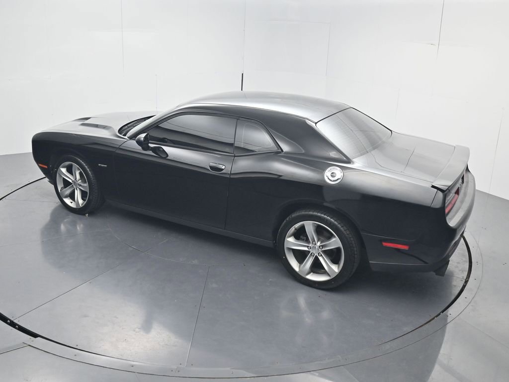 Used 2016 Dodge Challenger R/T RWD image 50