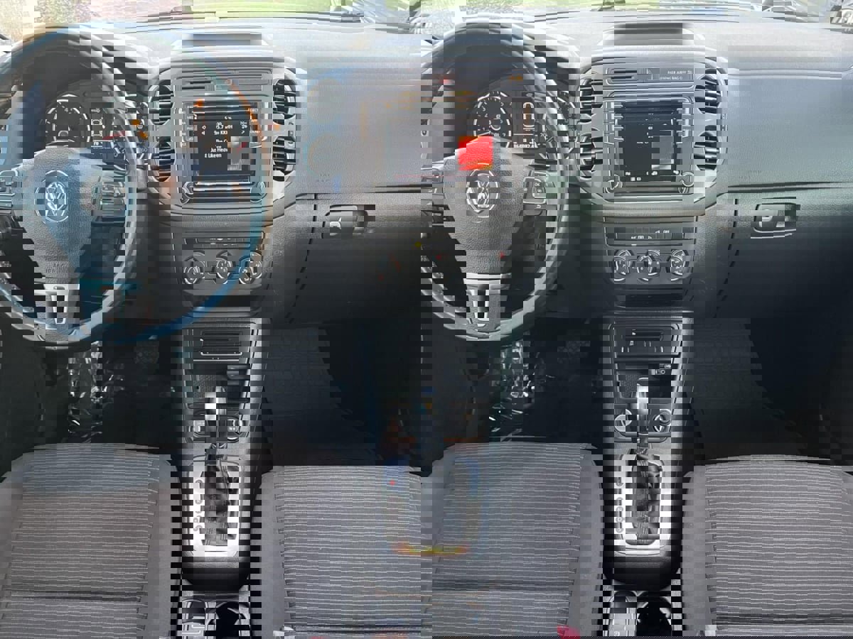 Used 2017 Volkswagen Tiguan Limited w/ Premium Package image 38