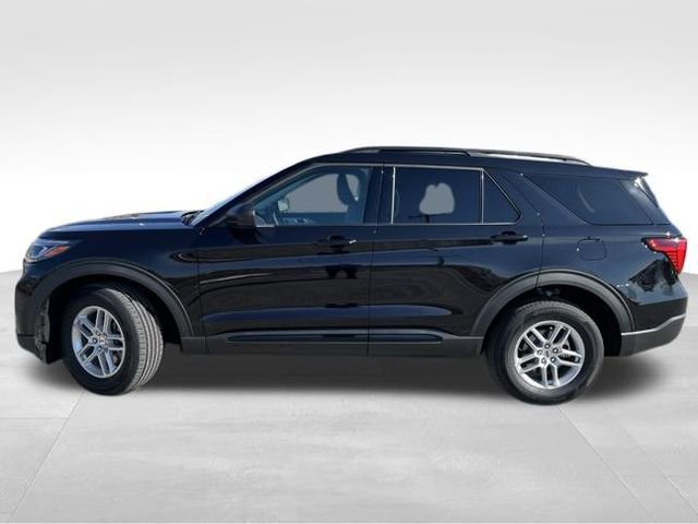 New 2026 Ford Explorer Active image 4
