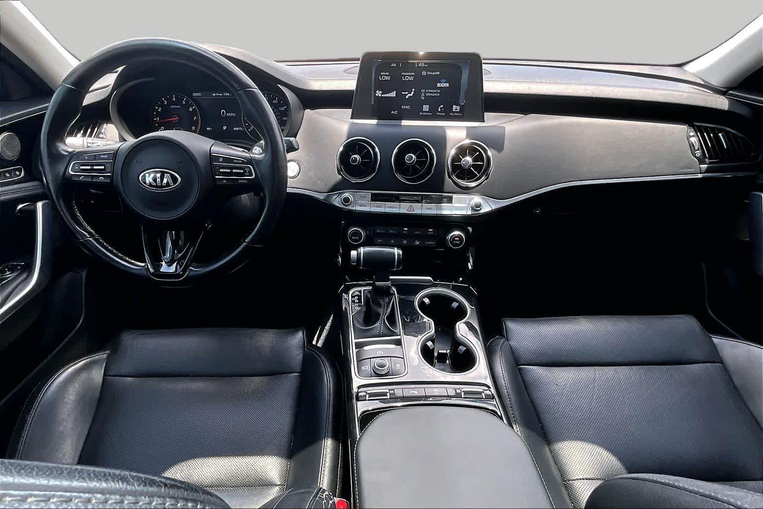 Used 2019 Kia Stinger Premium RWD image 14