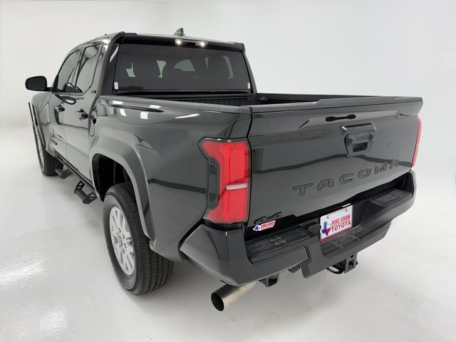 Used 2025 Toyota Tacoma SR5 image 38