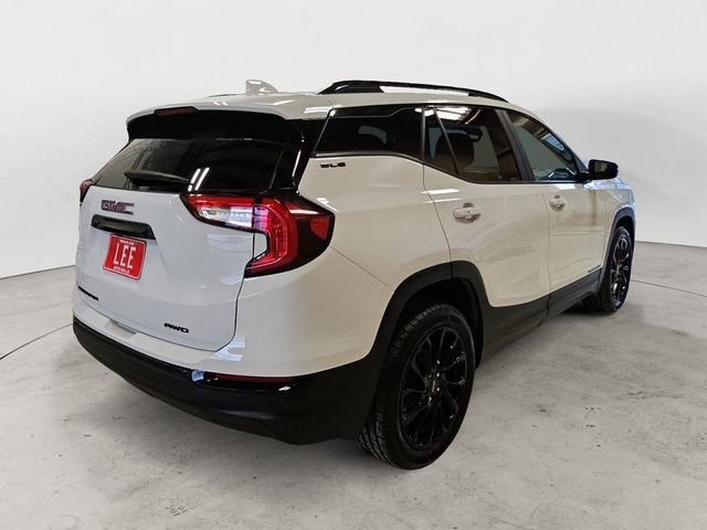 Used 2023 GMC Terrain SLE w/ Driver Convenience Package image 5